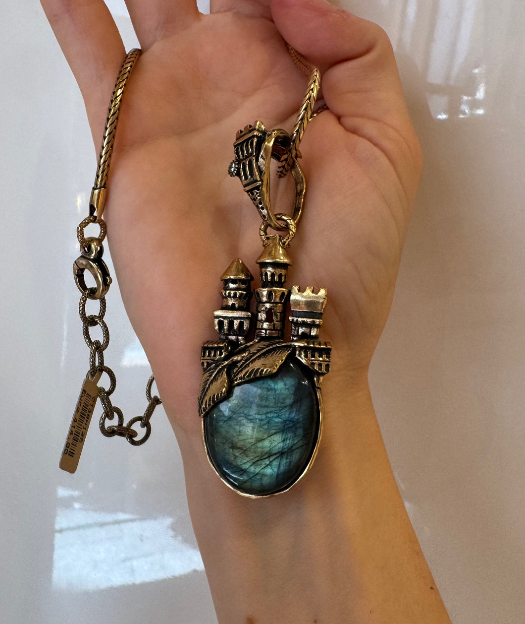 Ciondolo Castello Unic Alcozer & J