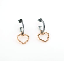 Carica l&#39;immagine nel visualizzatore di Gallery, Orecchini Cerchietto con Cuore Sacramore Firenze